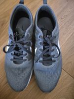 Nike Sneaker grün Modell 918227-004 Grösse 41 fast neu