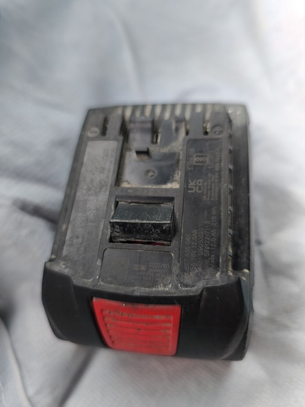 Bosch Caricatori & Batterie: Bosch ProCORE 18V Akku 12AH TOP PREIS – Usato da Susten venduto da Viper_88 2