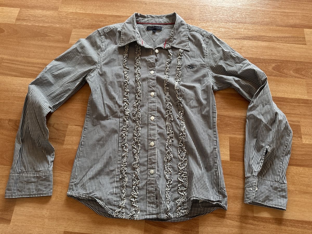 Tommy Hilfiger Camicette: Tommy Hilfiger Bluse, Grösse 16, einf. Brustweite ca. 41 cm – Usato da St. Gallen venduto da mai_gd7k