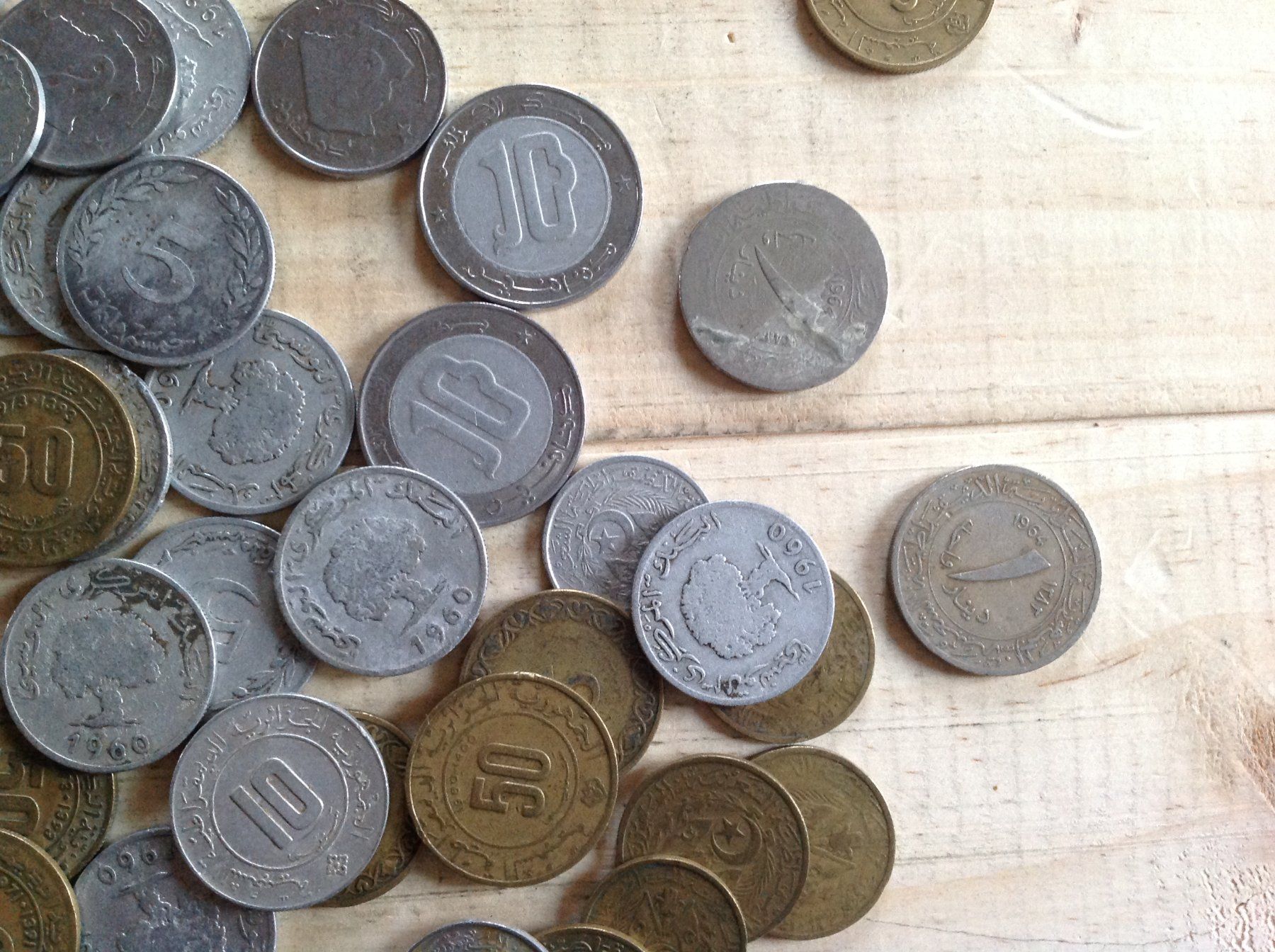 Tutti le monete: 180 grammes - diverses monnaie Algerie – Usato da Vuiteboeuf venduto da broticaire 2