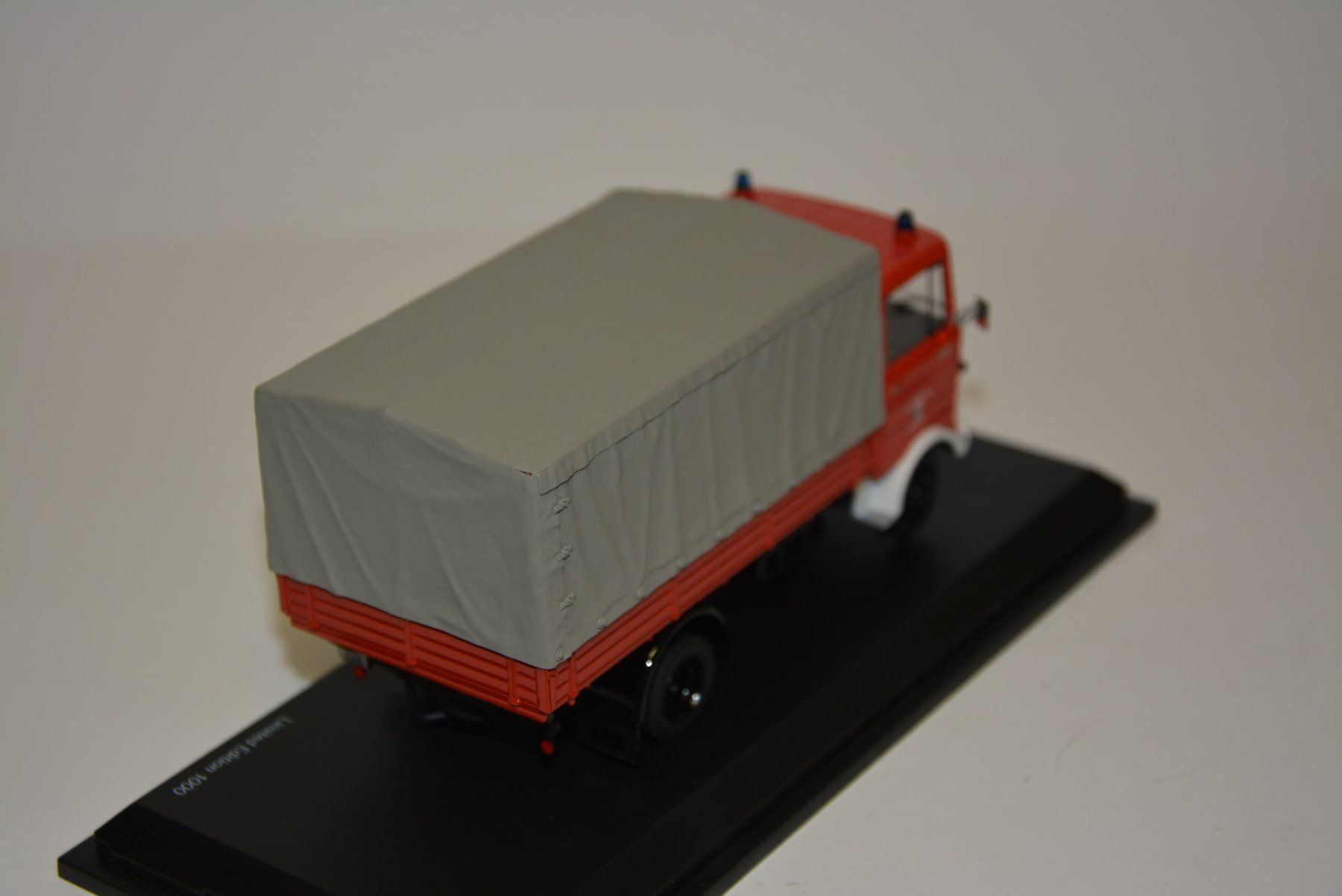 Mercedes-Benz Modellini d'auto: Mercedes-Benz LP 608 Pritsche/Plane 1:43 – Nuovo e nell'imballaggio originale da Goldach venduto da Feivel9 6