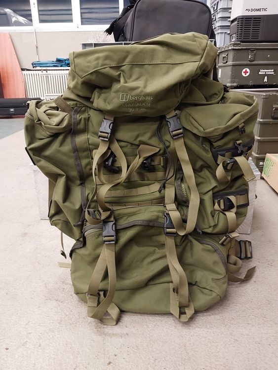 Berghaus Crusader 90+20 Sac à Dos – Système Cyclops III, Poches MMP Amovibles, Compatible Poche D’Hydratation, Idéal Pour Grandes Randonnées Et Voyages