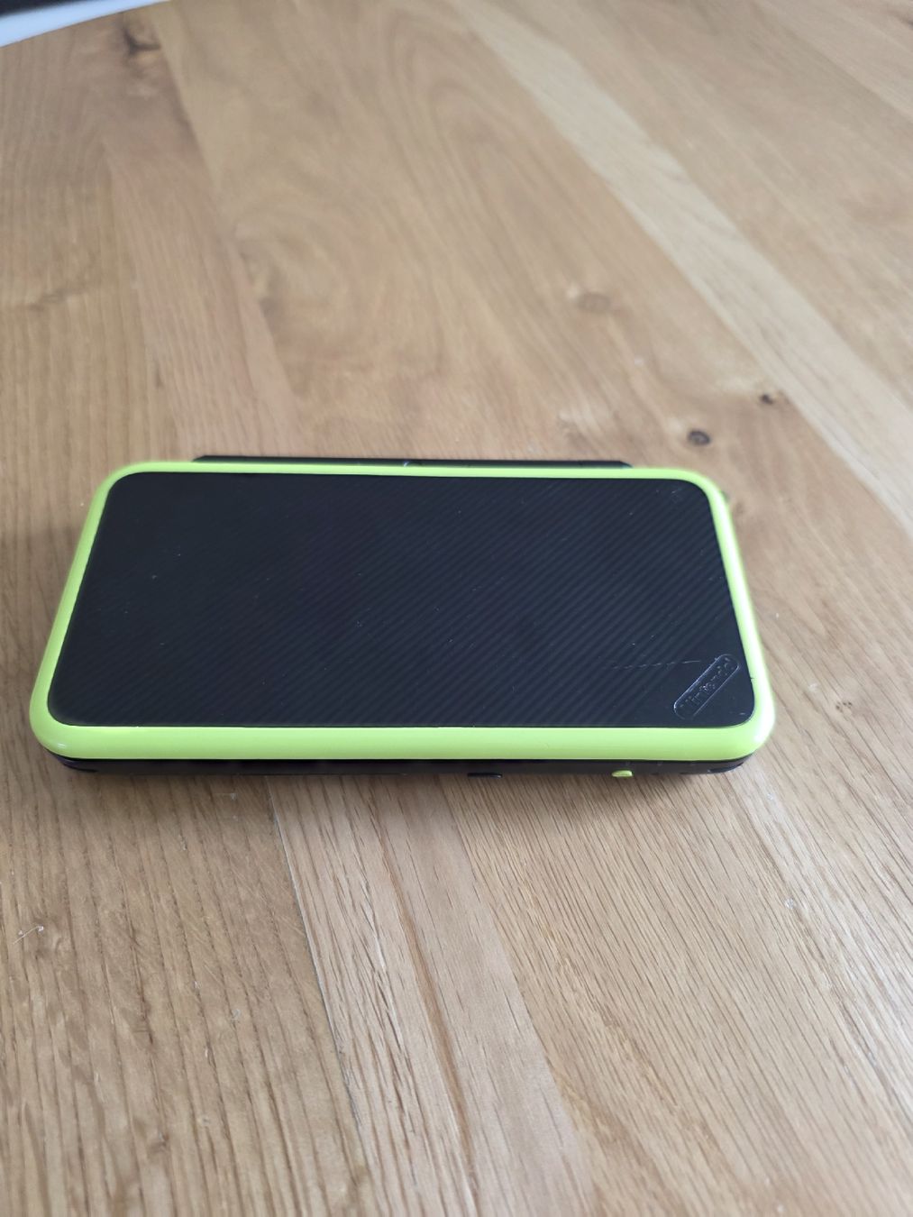 Nintendo Konsolen: Nintendo 2DS XL - Limes – Defekt aus Cottens FR von SteveBssk