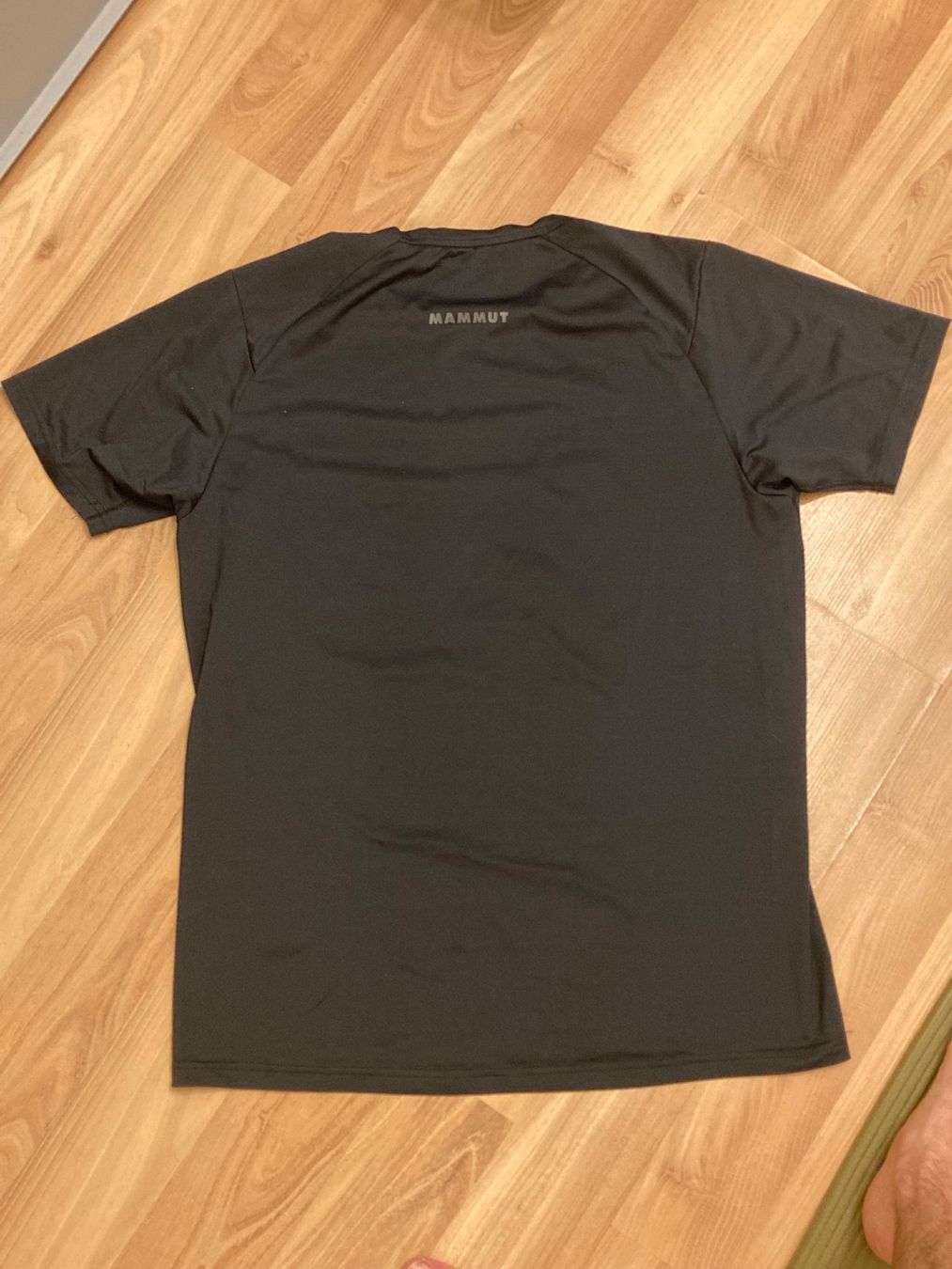 Mammut T-shirt: Mammut T-shirt – Usato da Villeneuve VD venduto da did_pxf2 1