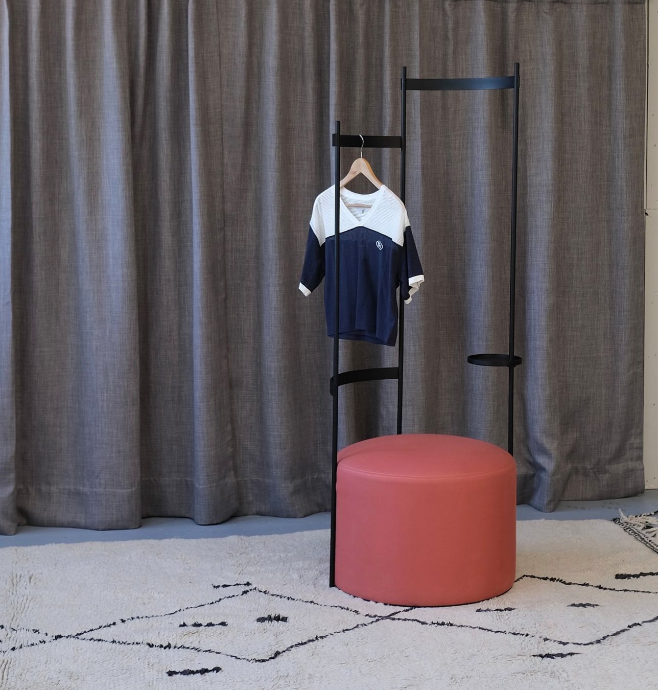 Guardaroba: Garderobe Tilda von Schönbuch – Usato da Bern venduto da Zmodern_CON 1