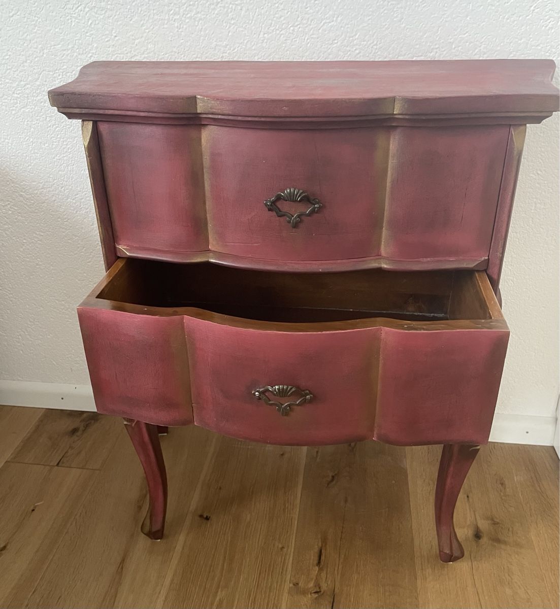 Cassettiere: Kleine, alte Kommode – Usato da Schaffhausen venduto da marakesch41 1