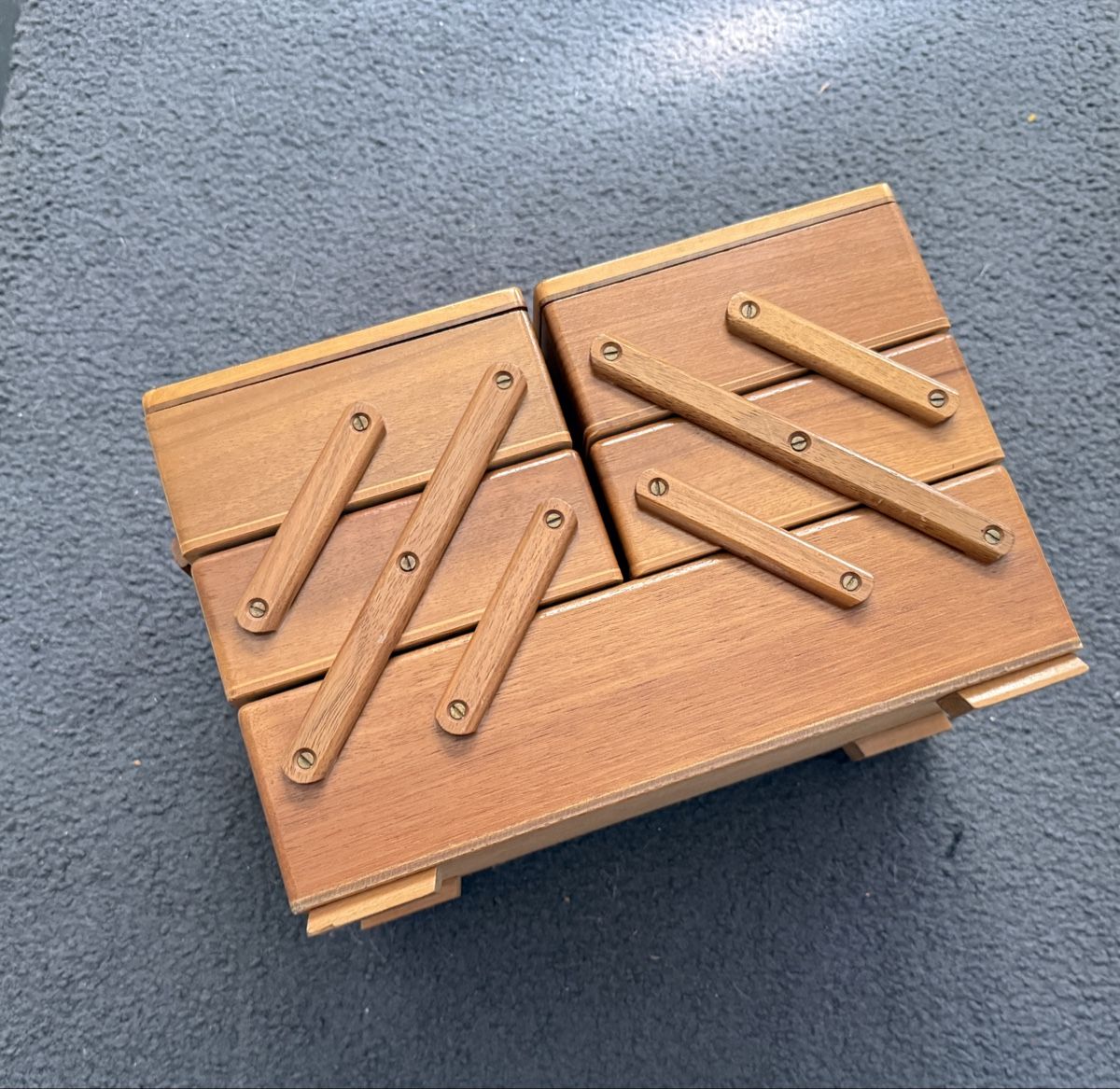Altro in Bricolage: Nähkasten Nähbox Holz – Usato da Gerlafingen venduto da HungerDiva 2