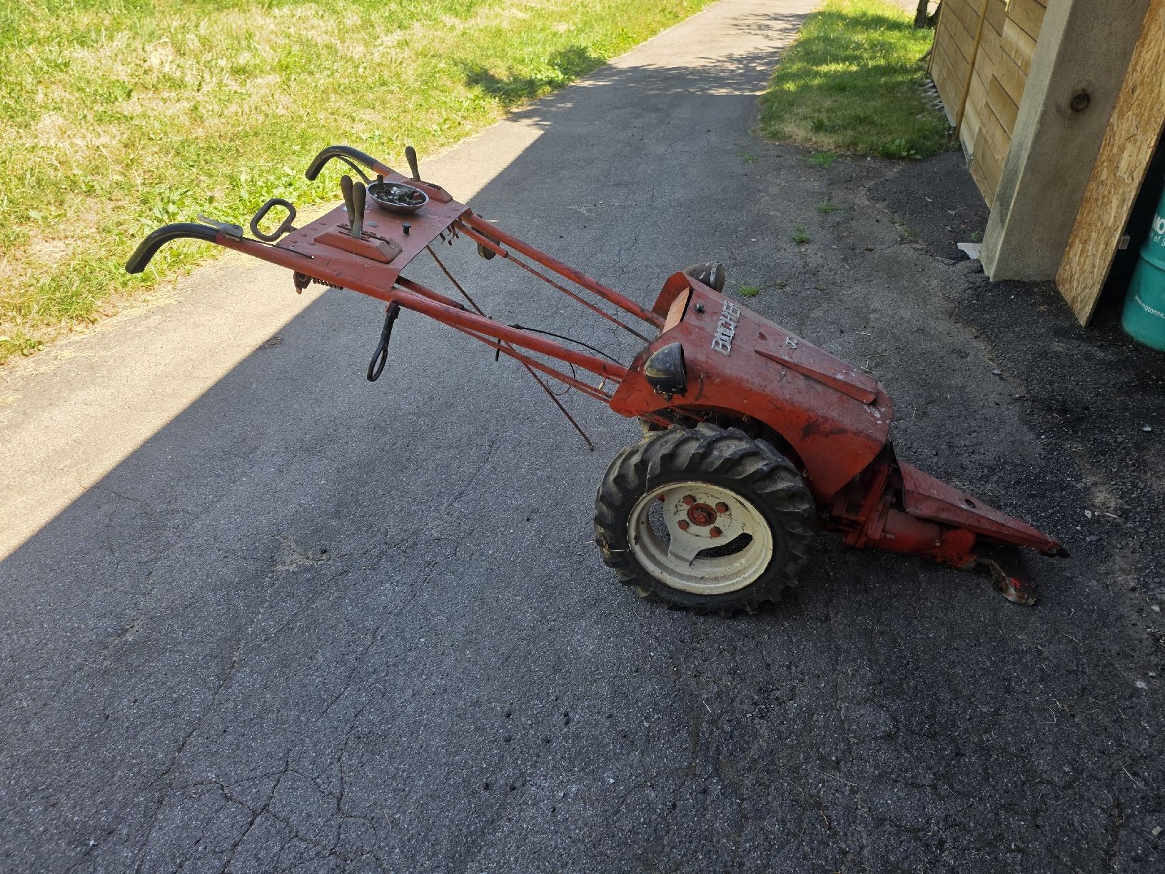 Bucher Toutes les machines: motofaucheuse bucher m600 – D'occasion à Chernex par cor_vy8h
