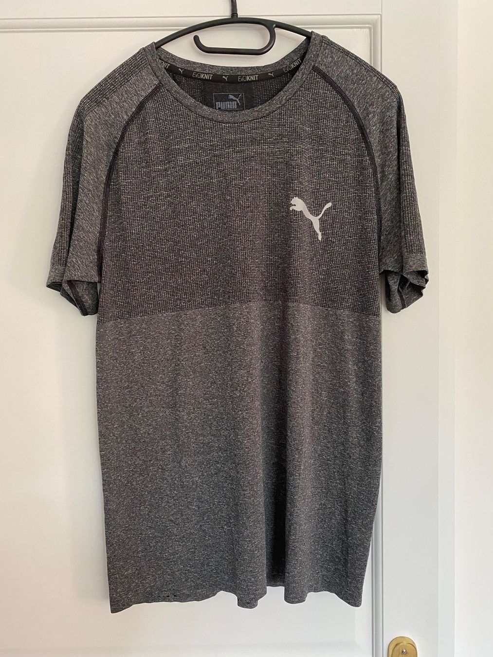 Puma T-shirt: T-shirt Puma – Usato da Assens venduto da Zoubi2