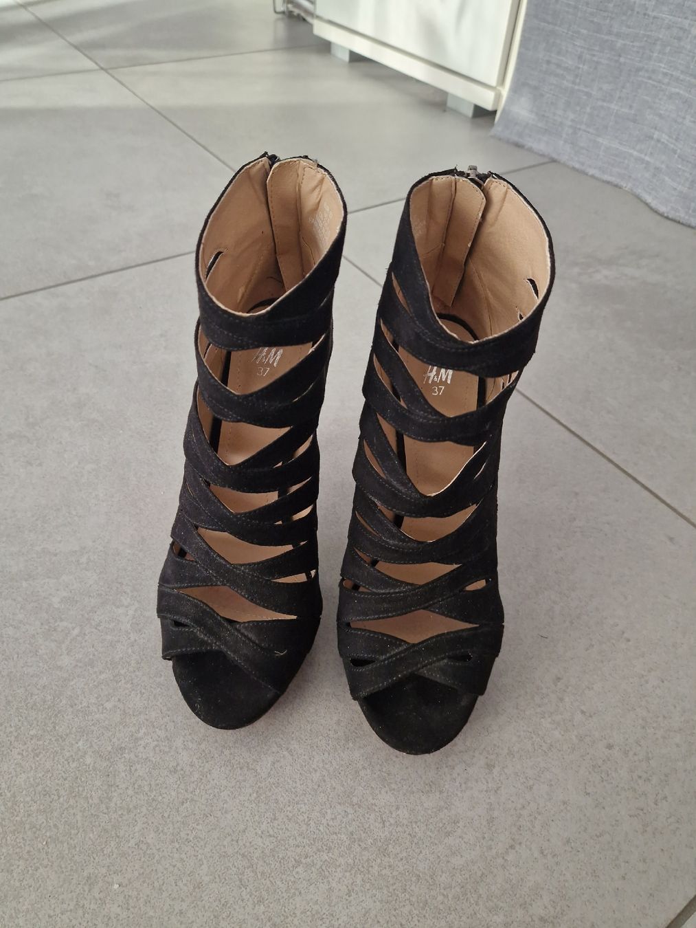 H&M Scarpe da donna: Sandaletten mit Absatz – Usato da Eglisau venduto da Ramii97 1