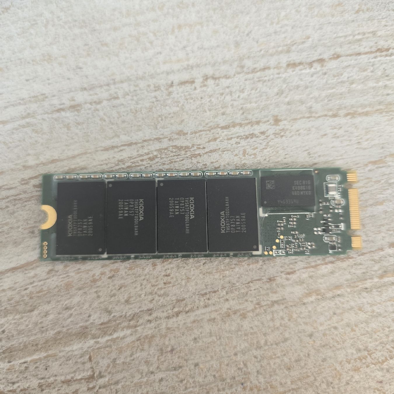 Harddisks: Kioxia M.2 2280 SSD 1TB – Gebraucht aus Aesch BL von Pina2021 1