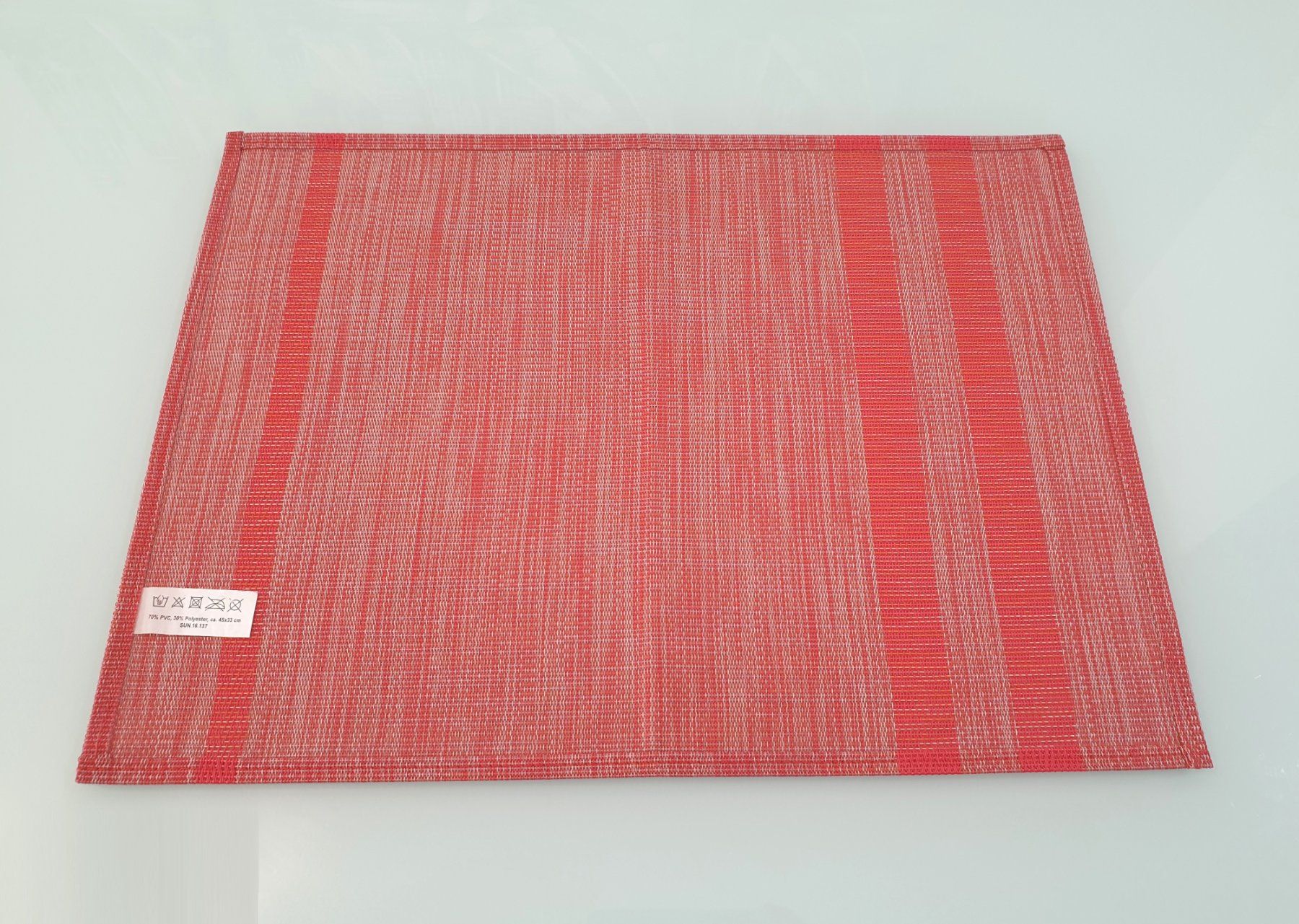 Set di tavolo e panche: 6x Tischset / Tischunterlage rot 45x33 cm – Nuovo (secondo la descrizione) da Oetwil an der Limmat venduto da dhantal 2