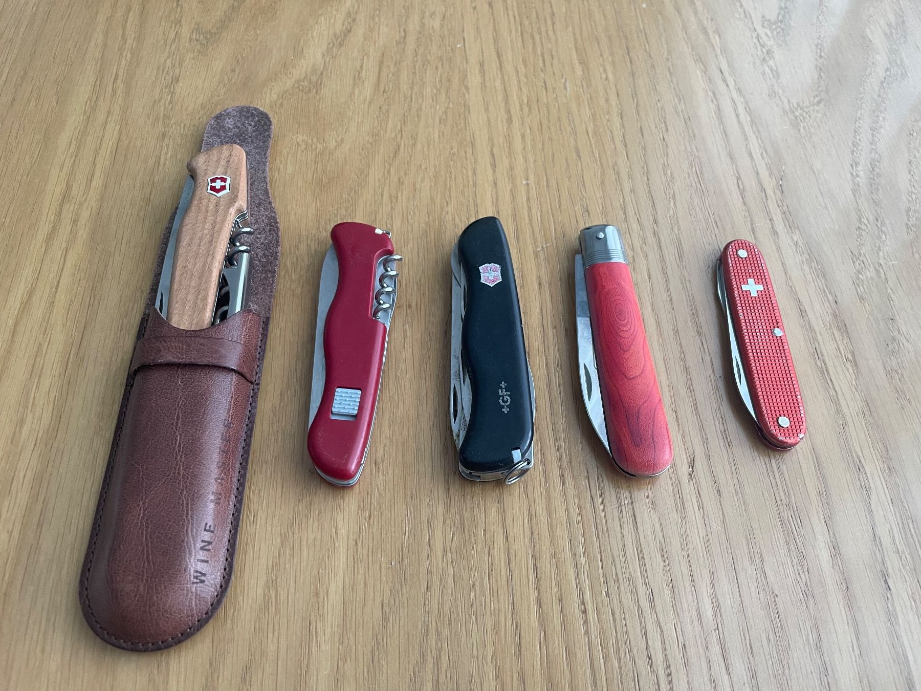Taschenmesser: Diverse Taschenmesser – Gebraucht aus Dällikon von buyandbehappy 1