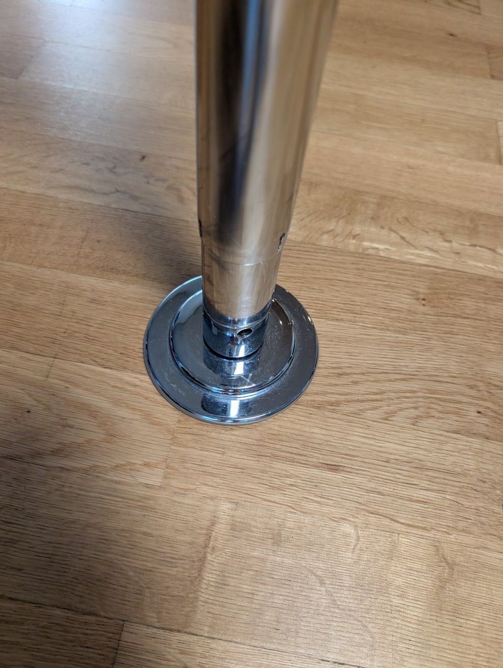 Hometrainer: X-Pole exercise and dance pole/ Pole Dance Stange – Gebraucht aus Zürich von pielothek 2
