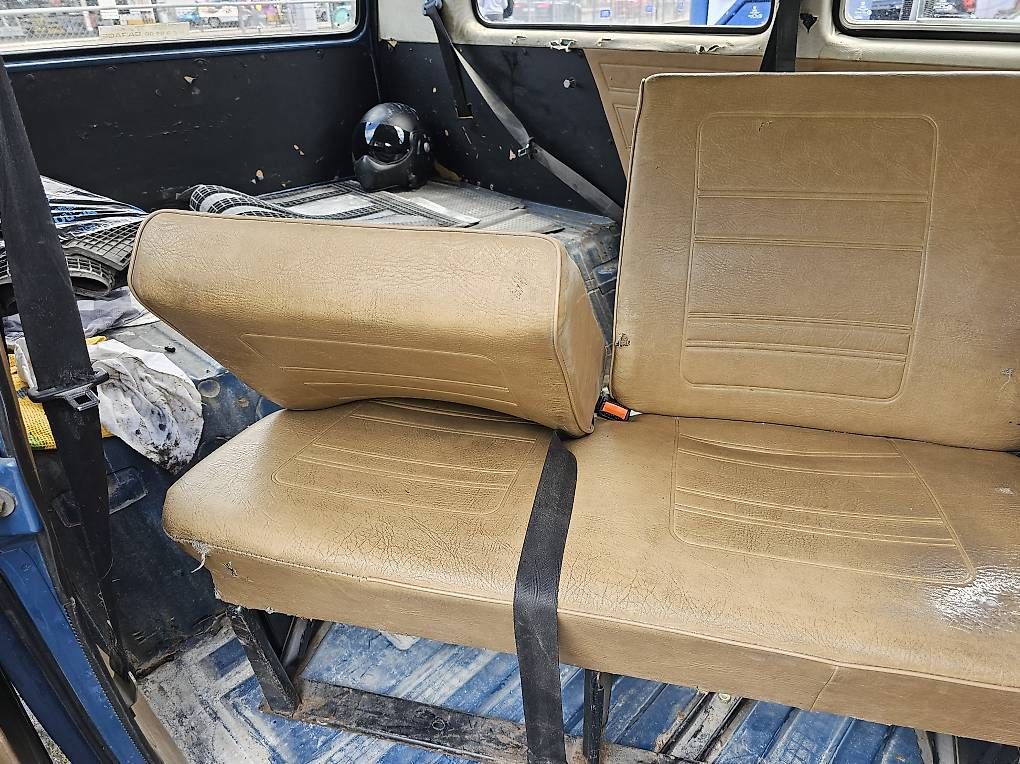 VW Tutti pezzi di ricambio auto: Banquette vw type 3, caravelle. – Usato da Genève venduto da Interlakn 1