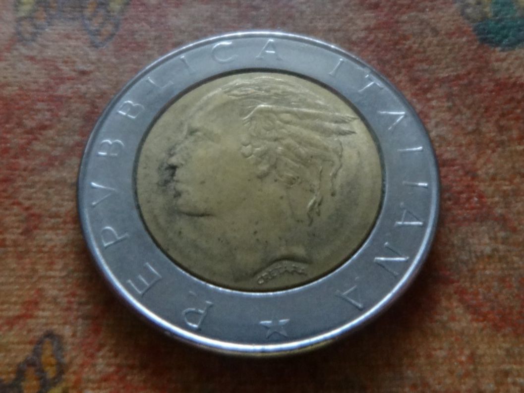 Tutti le monete: ITALIE  500  Lire  1983 – Usato da Romanel-sur-Lausanne venduto da Swift13 1