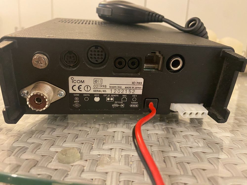 IC703 HF/50MHz All Mode Transceiver Kaufen auf Ricardo
