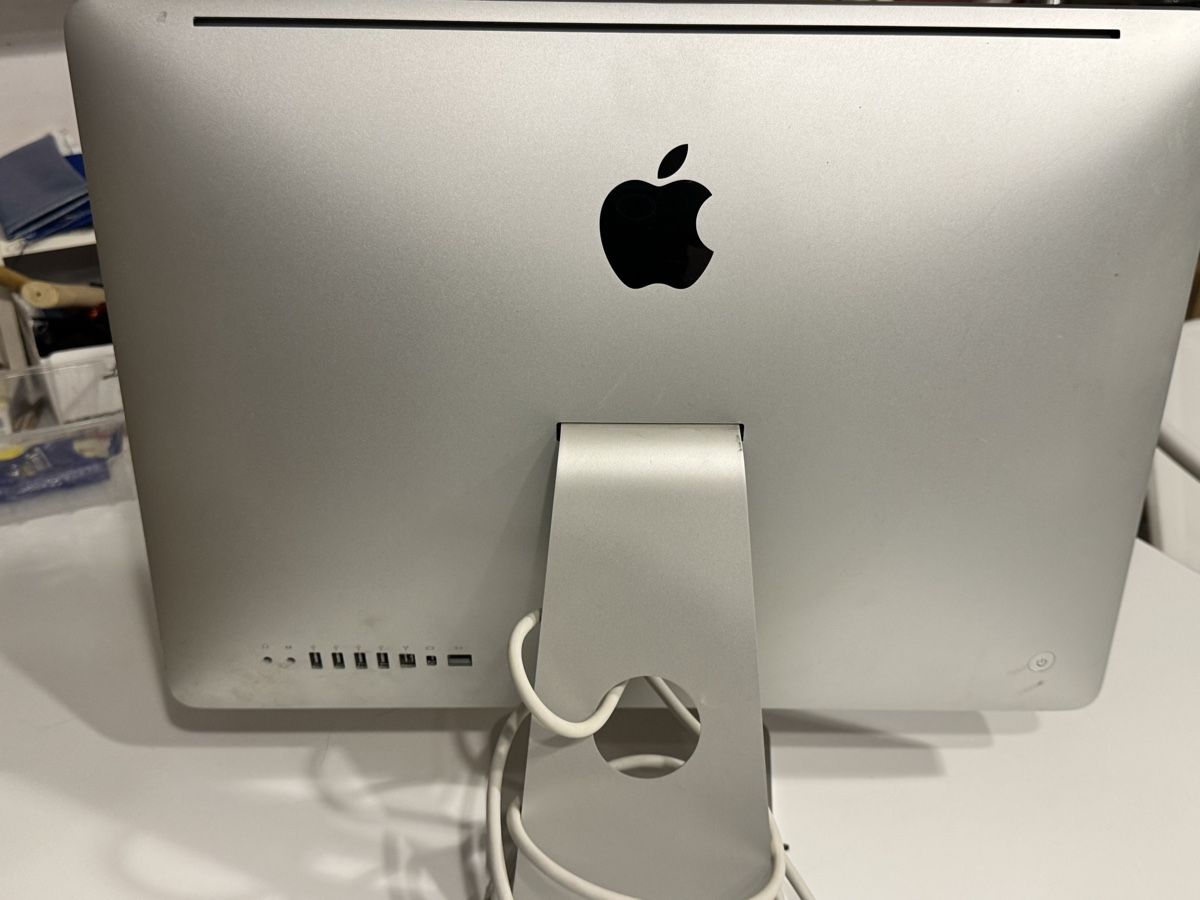 Apple PC: Apple iMac 21.5 Zoll – Usato da Schwerzenbach venduto da Cdl 1