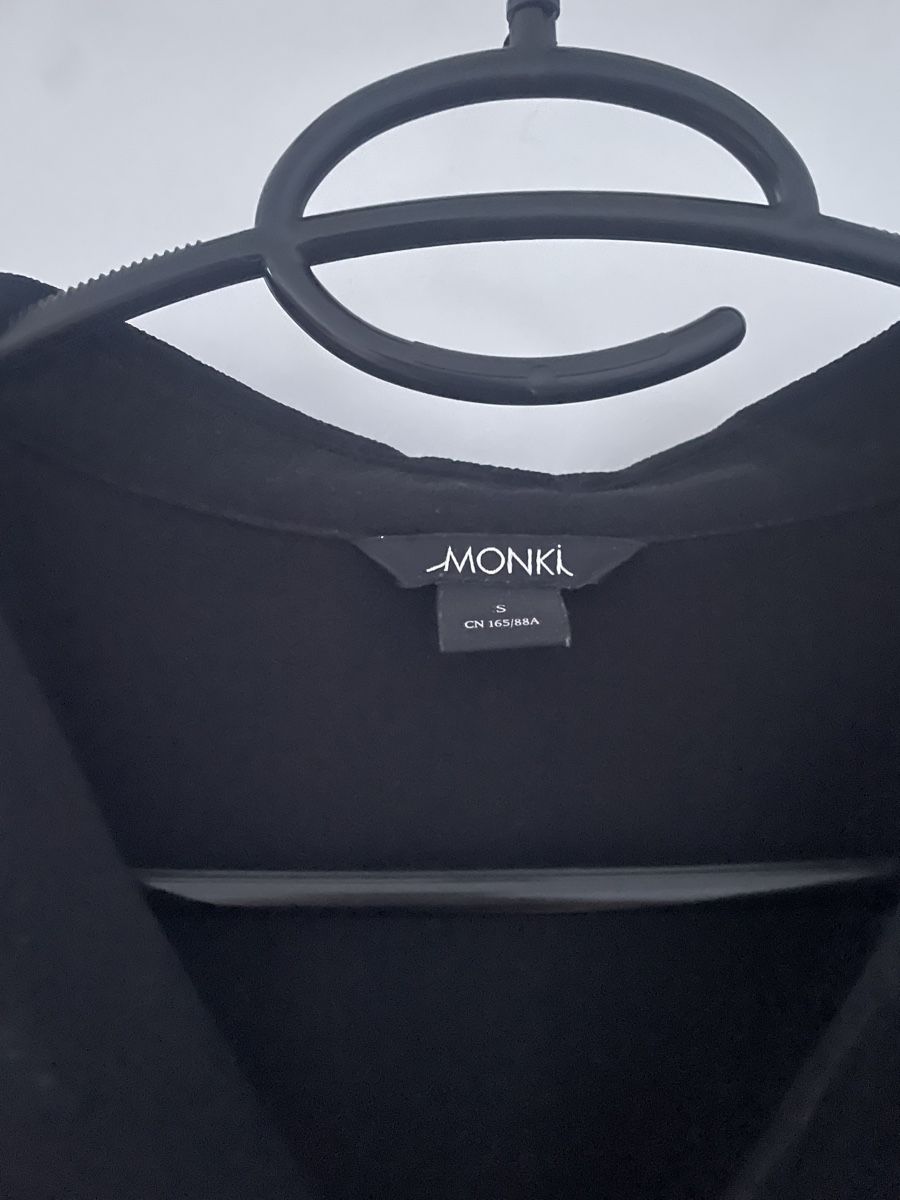 Monki Vestiti: Monki Kleid, schwarz, Grösse S – Usato da Mauren venduto da acht33null 1