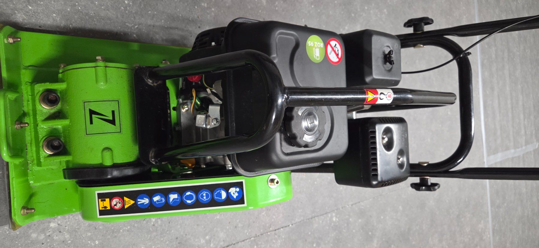 Toutes les machines: Rüttelplatte Zipper – D'occasion à Sattel par vet_2n86 6