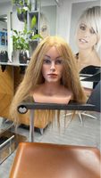 Bergmann Schaukopf mit langen Haaren blonde Farbe
