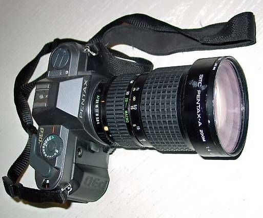 Kamera: Pentax P30T, Objektiv Pentax-A 28-135 – Gebraucht aus Hünenberg von alexiusAs