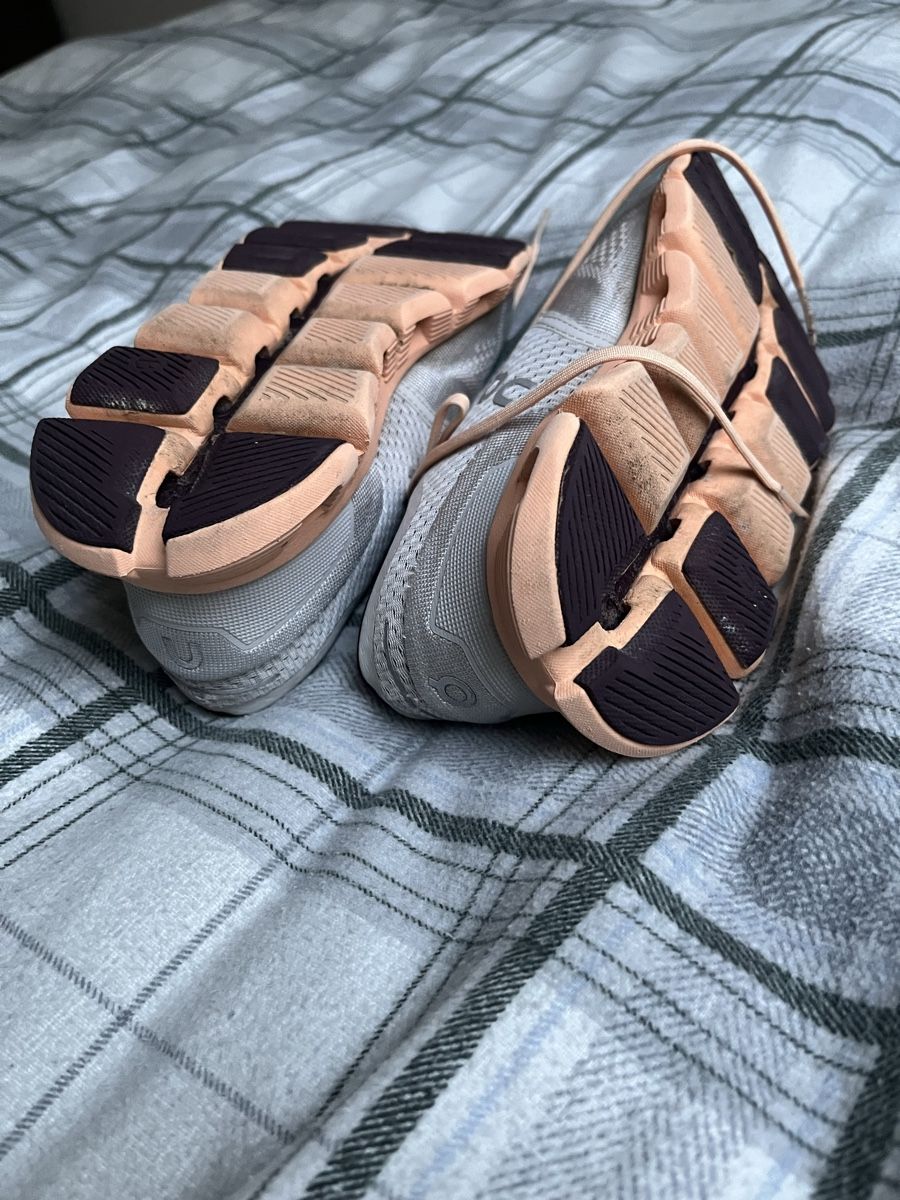 On Scarpe da donna: On Laufschuhe Cloudtec Grösse 37.5 – Usato da Biel/Bienne venduto da nurrund 3