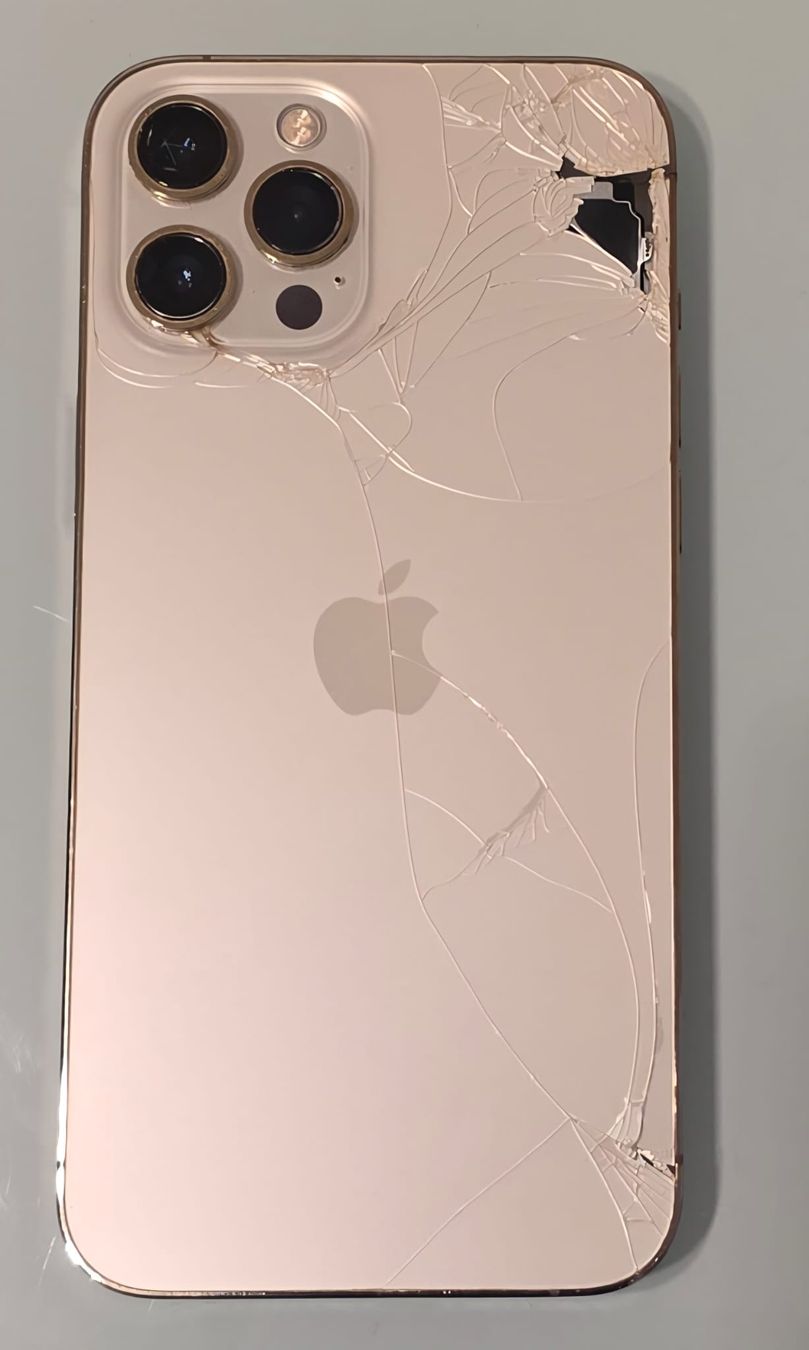 Apple Telefoni cellulari / Smartphones: iPhone 12 Pro Max Cracked Screen For Parts – Difettoso da Studen BE venduto da tha_dhp8 3
