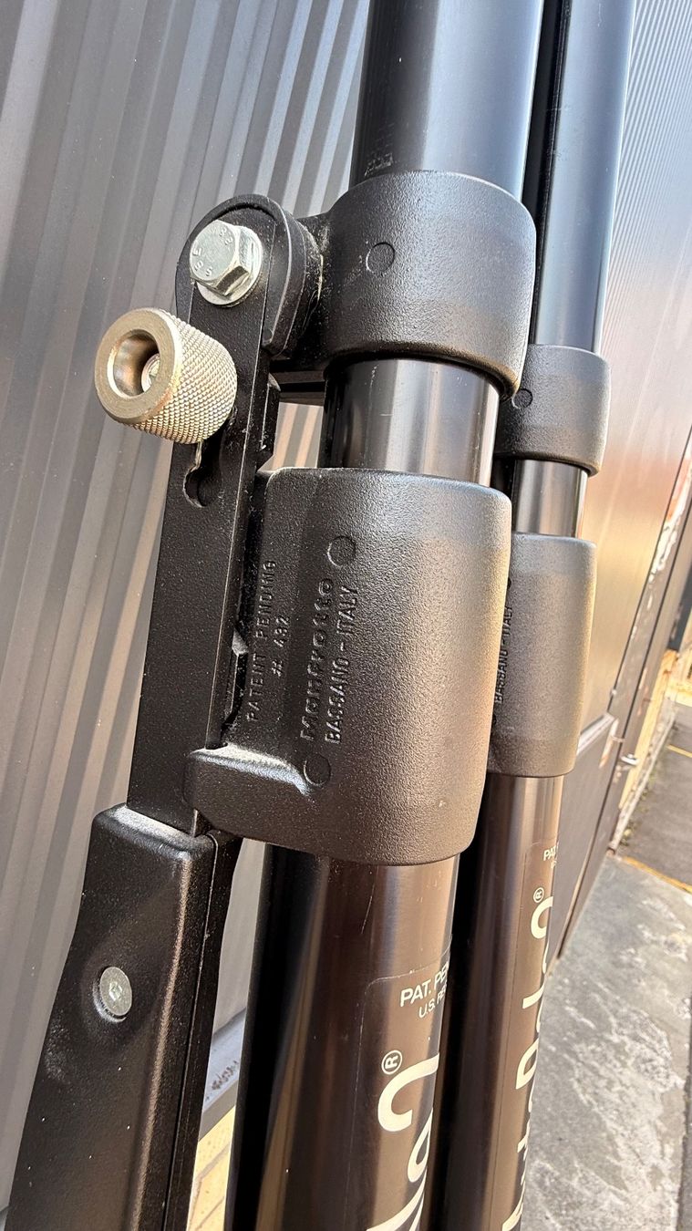 Manfrotto Sonstige Dekorationen & Accessoires: Manfrotto Autopole2  X2 – Gebraucht aus Jonen von BMWE369 8