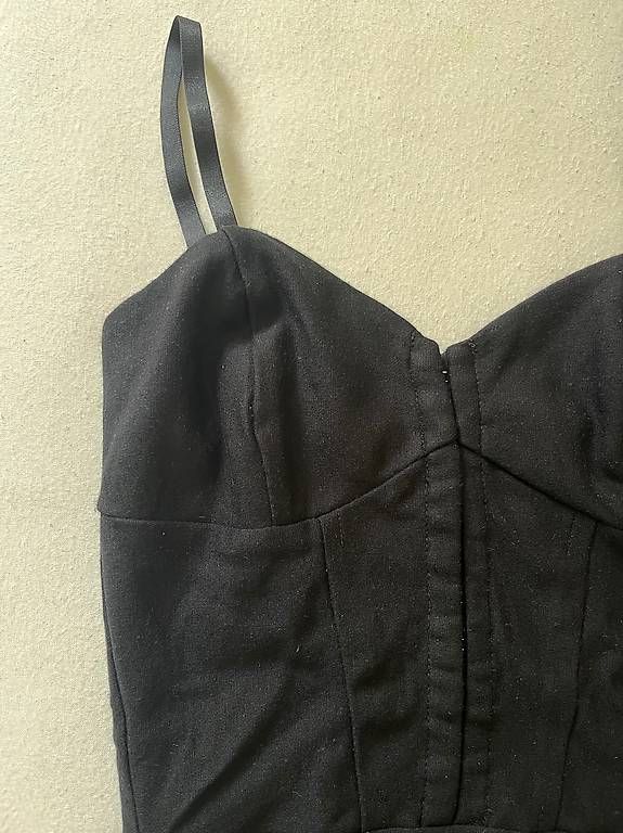 Top: SCHWARZER BODY MIT KORSETT – Usato da Maur venduto da tab_z9rh 2