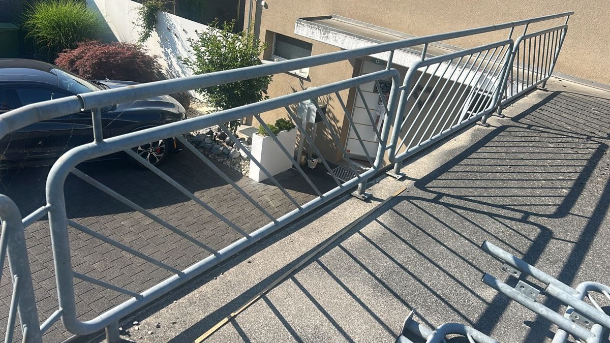 Balustrades: Geländer – D'occasion à Eschenbach LU par Puppy1 7