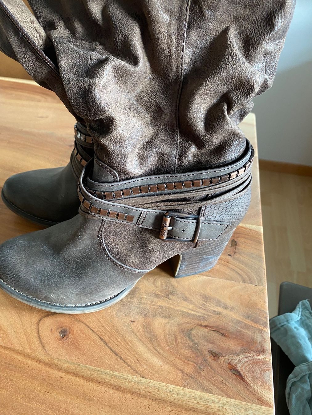 S.Oliver Scarpe da donna: S Oliver Stiefel Gr. 38 – Usato da Hettlingen venduto da BKH2021 1