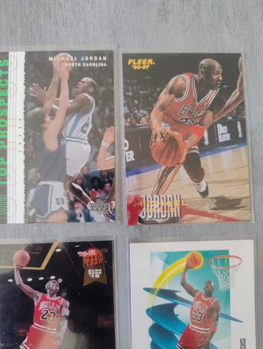 Nba Carte collezionabili: NBA 4 cartes de Michael Jordan  – Nuovo (secondo la descrizione) da Martigny venduto da jul_7s5x 1