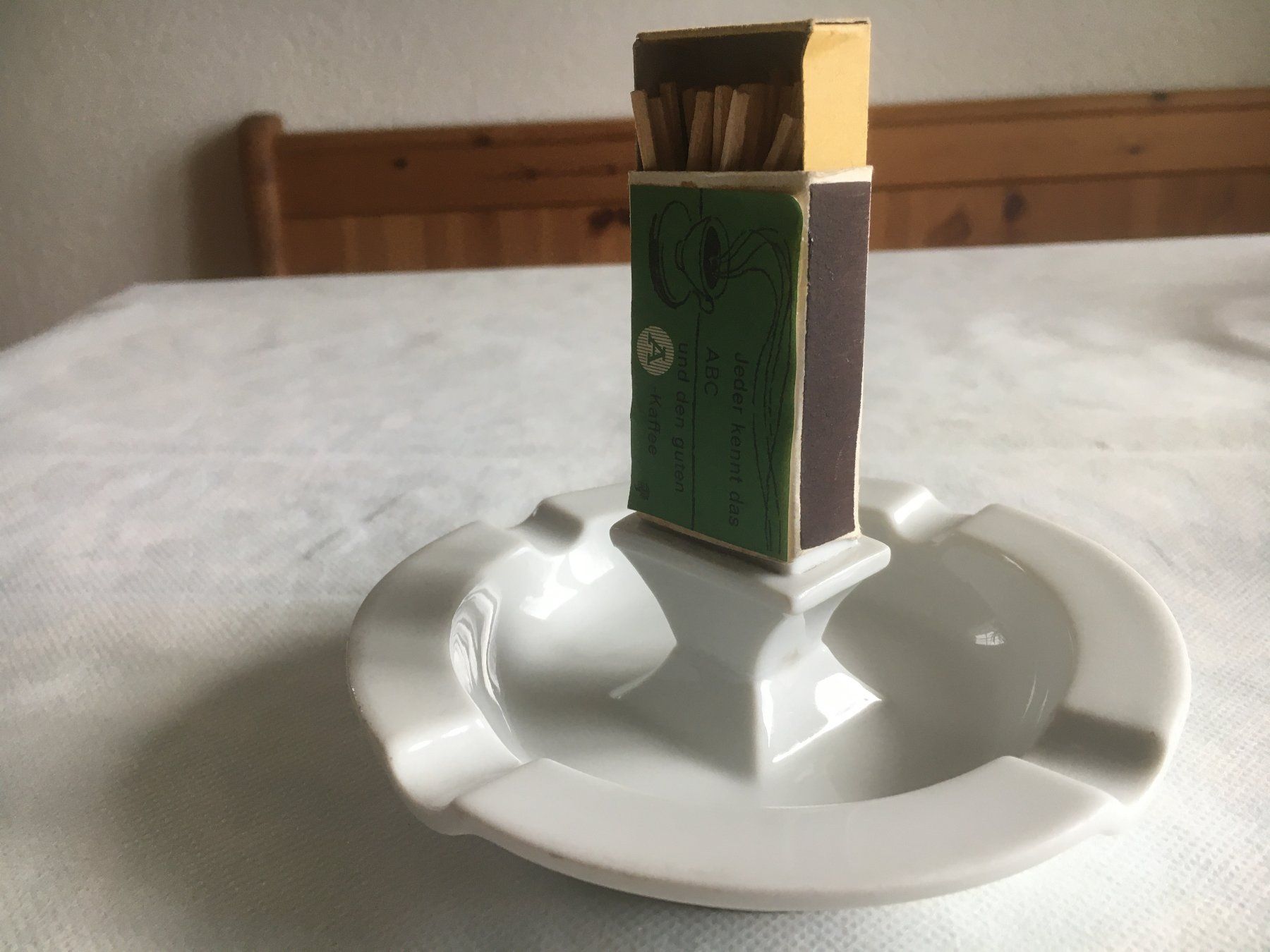 Aschenbecher: Aschenbecher – Gebraucht aus Schindellegi von Etzelkulm