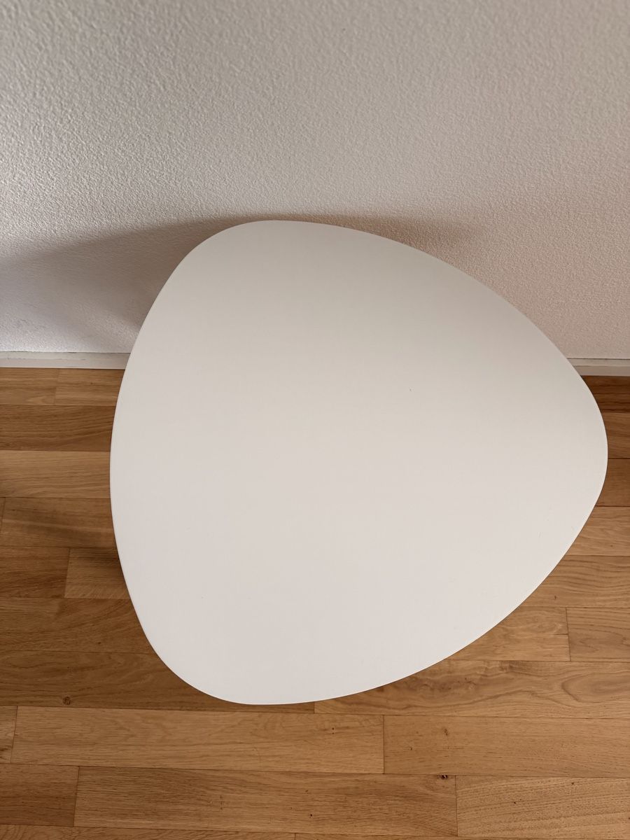 Tables de nuit: Bedside Table – D'occasion à Zürich par mar_h7x7 1