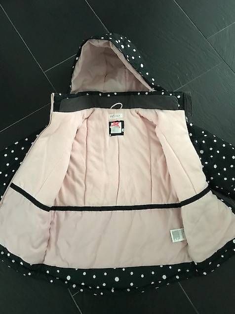 H&M Giacche & Cappotti: Ski-/Winterjacke Grösse 140 – Usato da Marbach SG venduto da Sonni81 1