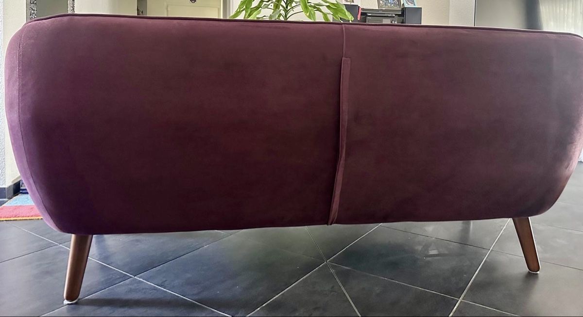 Pfister Divani: Vintage Sofa aus Samtstoff, Purpur – Usato da Kaiseraugst venduto da Stealth-Viper 2