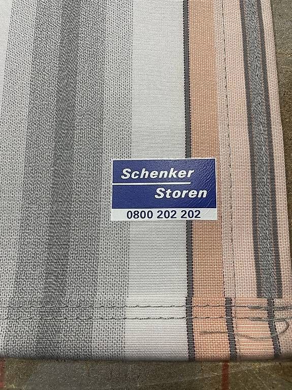 Tessuti: Sonestorestoff Neu – Usato da Horgen venduto da Rs25