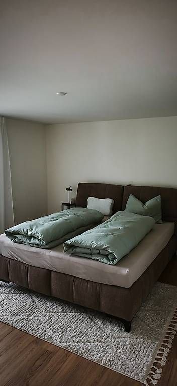 Betten: Boxspringbett Moonshot 180cmx200cm – Gebraucht aus Gossau SG von dan_6njz