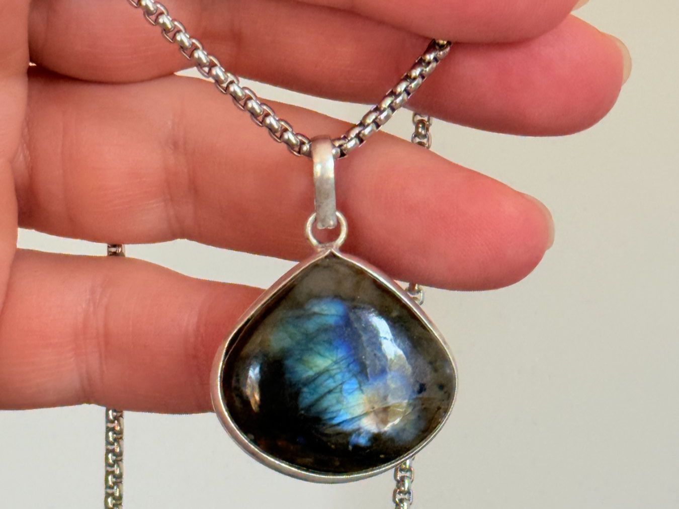 Catenine: Collier avec labradorite - Élégant & Naturel! – Nuovo e nell'imballaggio originale da Genève venduto da AWWA