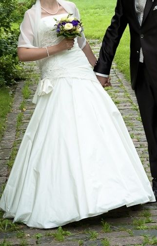 Vestiti: Hochzeitskleid Merys Gr. 38 – Usato da Ehrendingen venduto da Panakea 1
