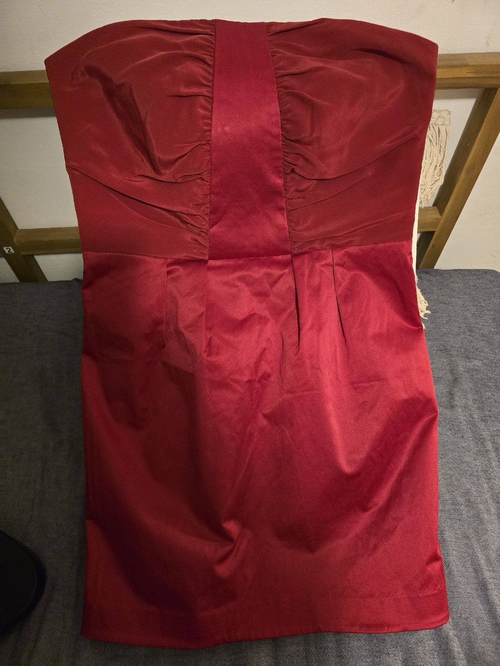 Vestiti & Gonne: kleid – Usato da Hochdorf venduto da SilvaBr