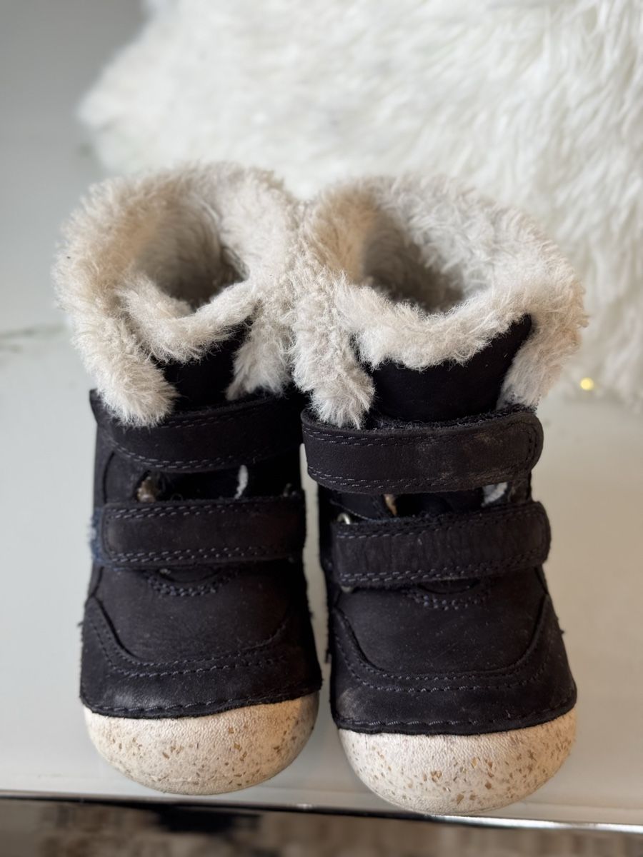 Kickers Scarpe per ragazzi: 🖤KICKERS gr. 22 Winterschuhe – Usato da Schlieren venduto da mal_grab 1