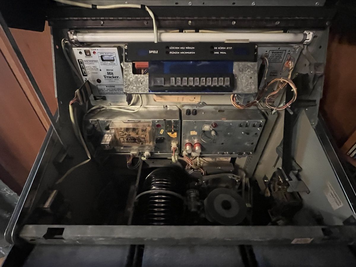 Musiktruhen: Jukebox  – Gebraucht aus Schwendibach von didu12 3