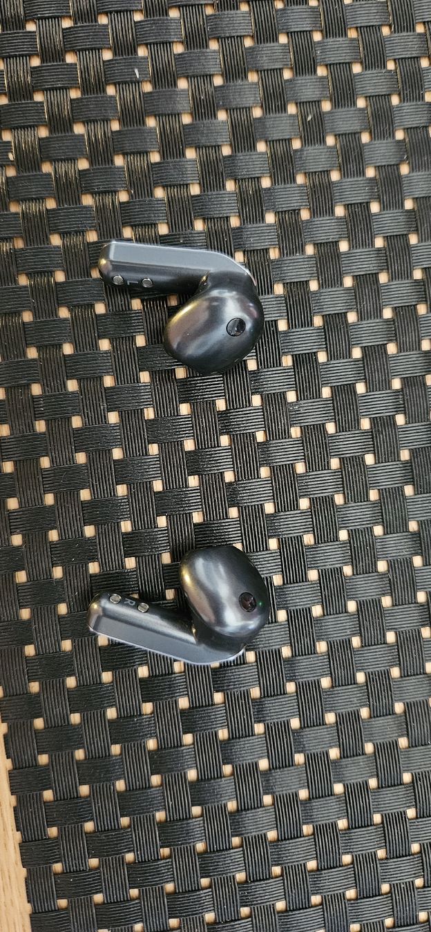 Samsung Cuffie: Écouteurs Samsung Galaxy Buds 4 ANC – Usato da Geneve venduto da gezcx 2