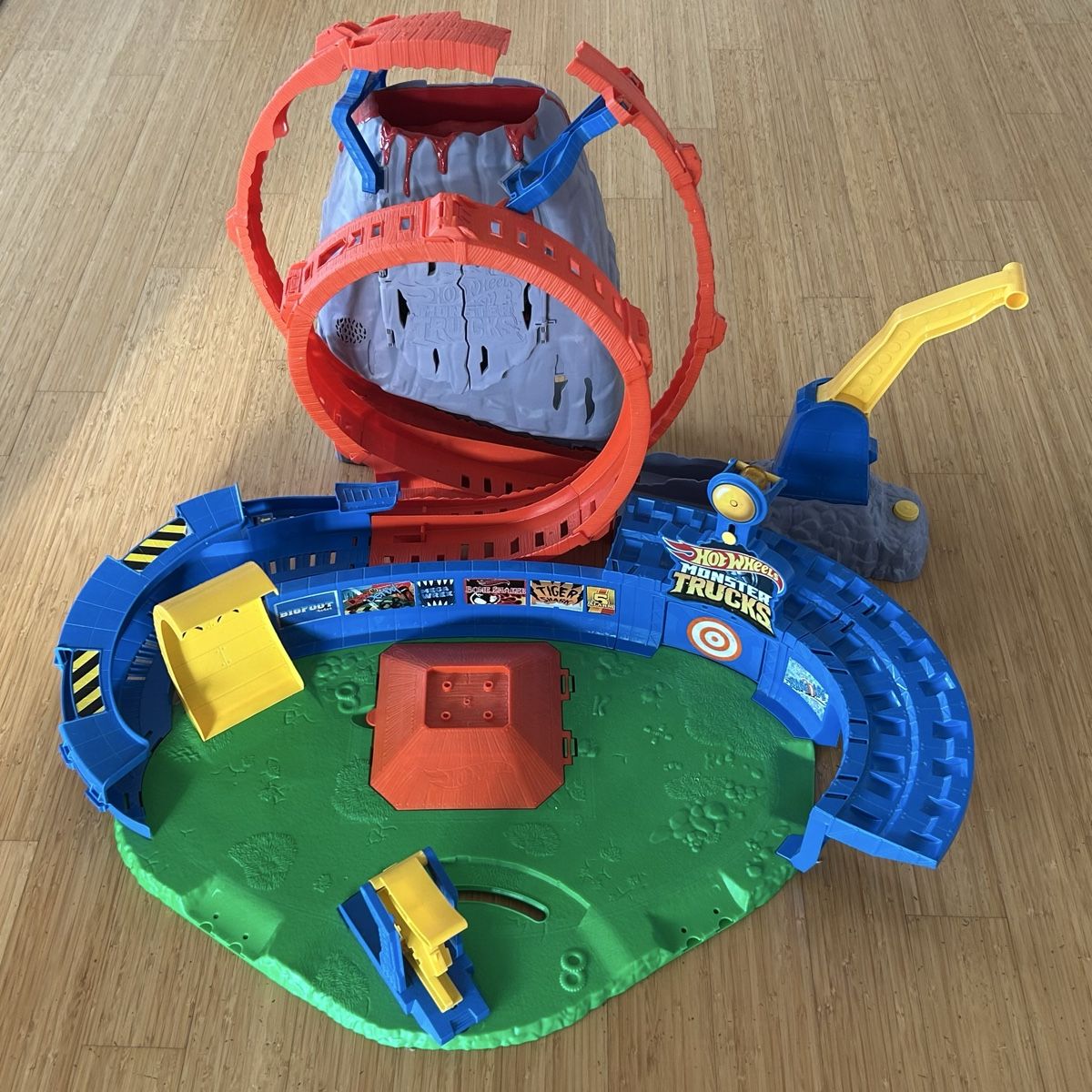 Hot Wheels Giocattoli: Hot Wheels Monster Truck set – Usato da Bottmingen venduto da a_kings