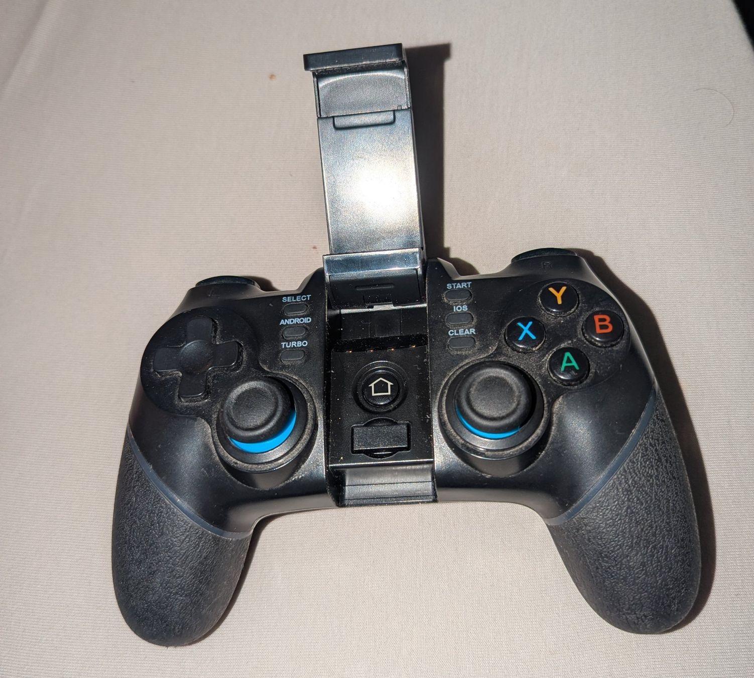 Controller: Ipega PG-9156 – Usato da Lausanne venduto da InAnYan