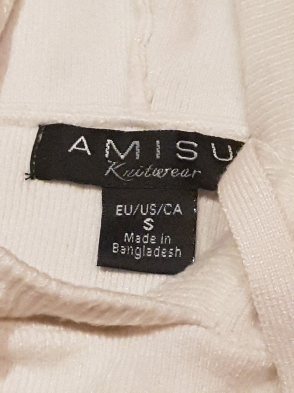 Maglioni & Felpe: Pull avec capuchon matière douce taille S marque Amisu – Usato da Villiers venduto da san_jn5w 2
