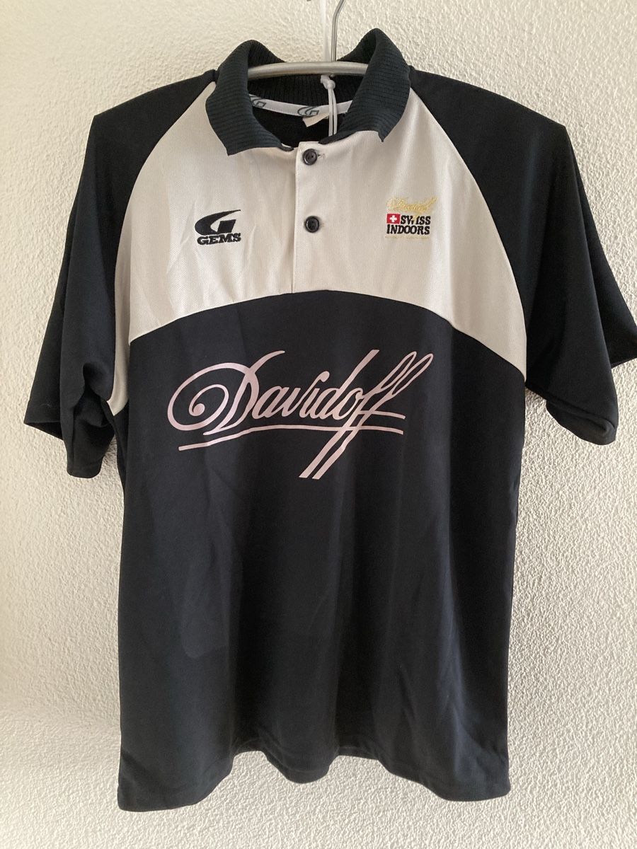 Magliette Polo: Leichtes Poloshirt, schwarz/weiss, Gr. M – Usato da Effingen venduto da Fylarama