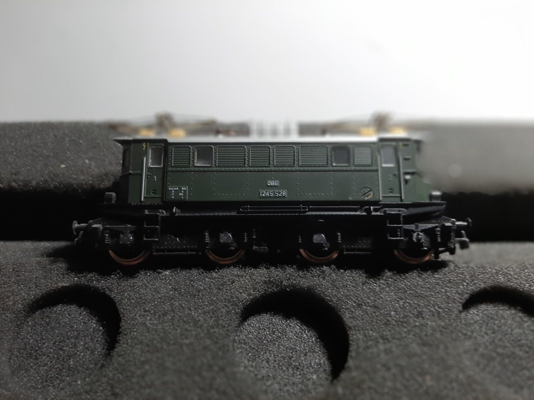 Lima Trains électriques: KLEINBAHN OBB 1245 528 – D'occasion à Avully par RIVALIS